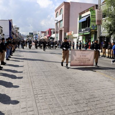 La Universidad Tecnológica de Nayarit presente en el Desfile Cívico-Deportivo por el 115 Aniversario de la Revolución Mexicana