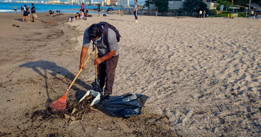 Gobierno del Bien retiró más de 56 toneladas de residuos en playas tras las lluvias