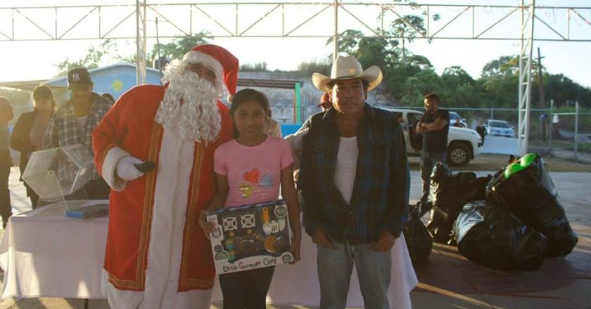 NAVIDAD LLENA DE ALEGRÍA EN XALISCO