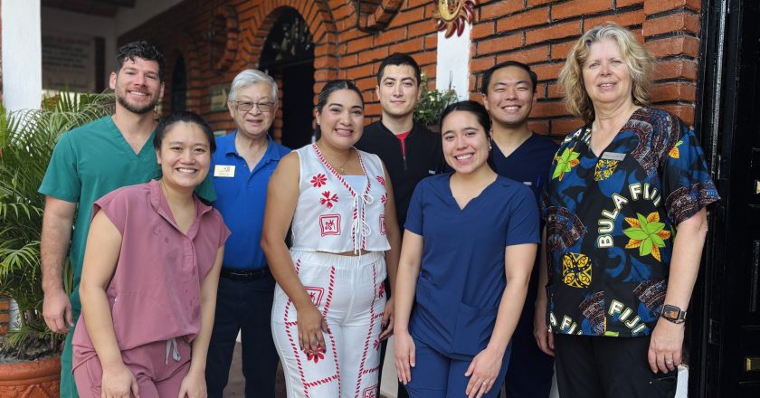 REALIZAN PRIMER JORNADA DE OPTOMETRÍA EN LA PEÑITA DE JALTEMBA
