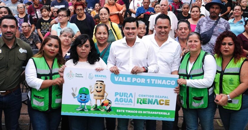 SEAPAL lleva regalo adelantado de Navidad a familias de San Miguel