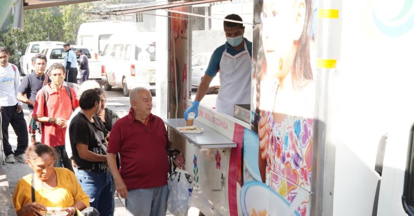 Reconoce gobernador labor solidaria del DIF Nayarit en apoyo a familias