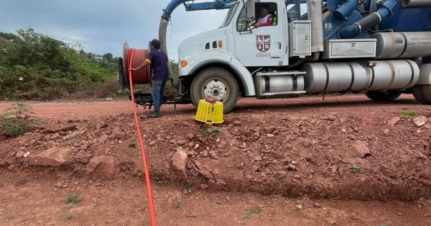 CONCLUYEN TRABAJOS DE LIMPIEZA EN RED DE DRENAJE