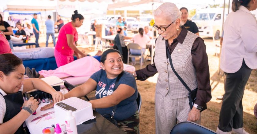 Beatriz Estrada mejora la salud y el bienestar de las familias de la Cantera, en Tepic