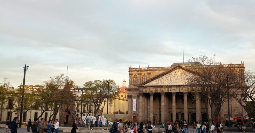 PLAZA DE LA LIBERACIÓN, ESPACIO RENOVADO