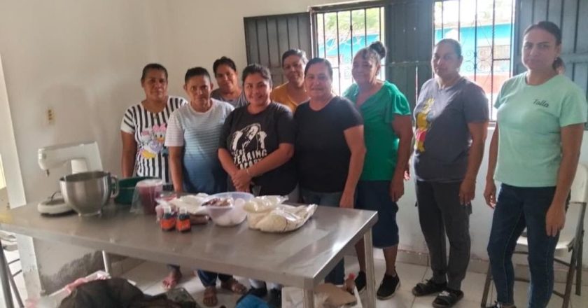 IMPULSAMOS EL EMPRENDIMIENTO CON REPOSTERÍA AVANZADA EN EL CANTÓN