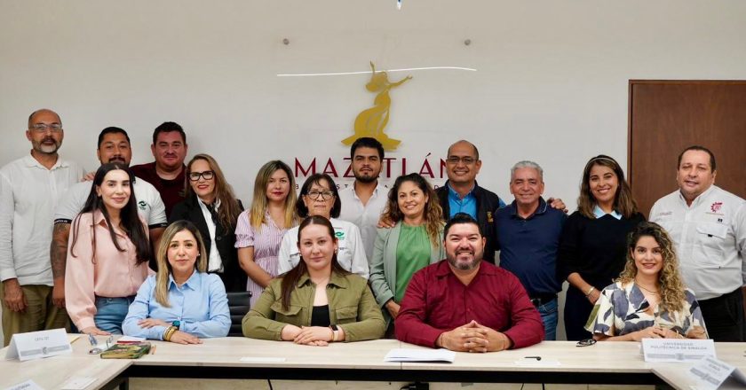 Fortalece Gobierno de Mazatlán vínculos con instituciones educativas para impulsar a jóvenes emprendedores