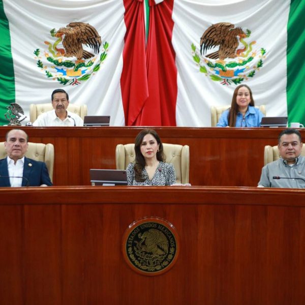 RECIBE CONGRESO INICIATIVA PARA MODERNIZAR LA SECRETARÍA DE ECONOMÍA