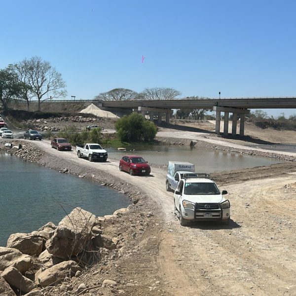 Paso provisional en La Desembocada opera con normalidad