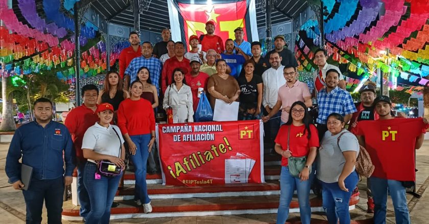 Dio inicio la campaña nacional de afiliación del Partido del Trabajo en el municipio de Compostela!