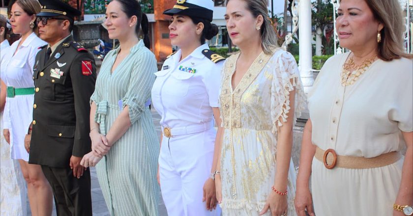 Puerto Vallarta conmemora el aniversario de la Constitución Mexicana