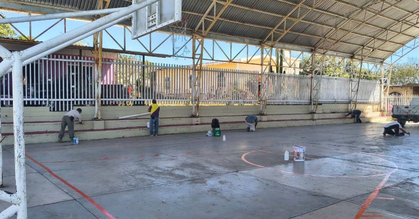 MEJORA DE ESPACIOS DEPORTIVOS EN COFRADÍA DE CHOCOLÓN