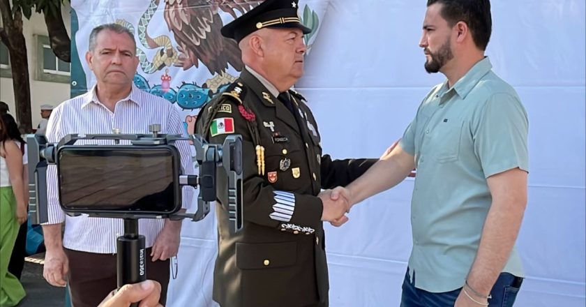 PUERTO VALLARTA CONMEMORA EL DÍA DE LA BANDERA CON ACTO CÍVICO