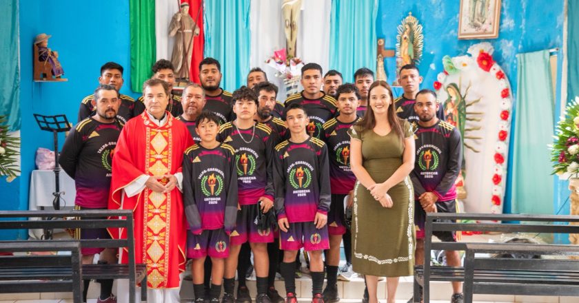 DIF BAHÍA DE BANDERAS PRESENTE EN LAS TRADICIONES DE EL GUAMÚCHIL