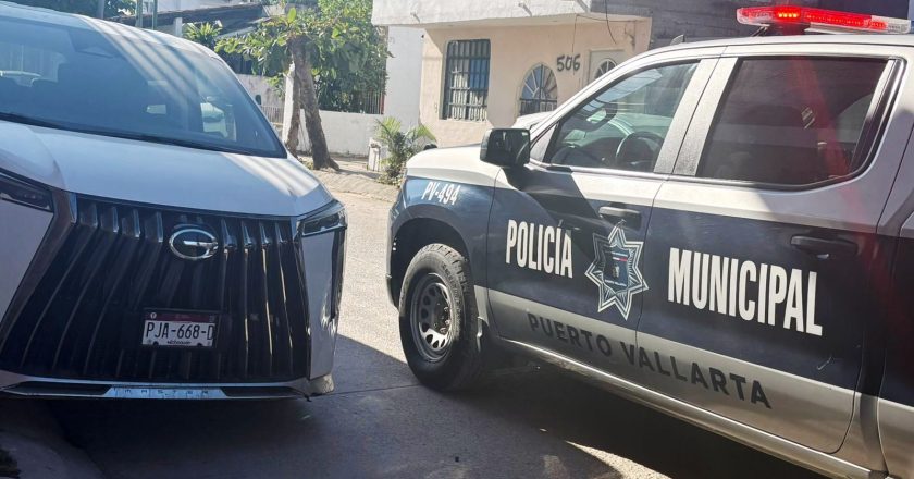 RECUPERAN VEHÍCULO ROBADO DE ARRENDADORA