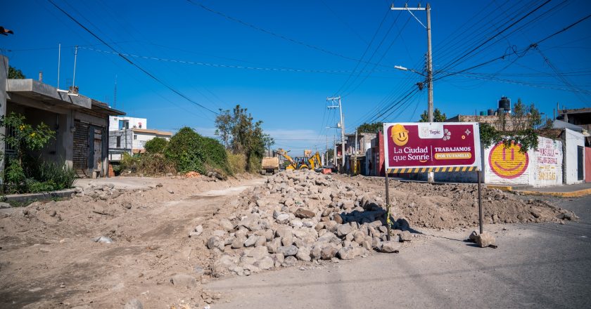 REHABILITAN AV. PALOMAS EN TEPIC