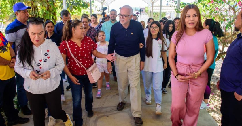 ¡MIGUEL ÁNGEL NAVARRO ANUNCIA MEJORAS EN LA Escuela Secundaria Fernando Montaño DE TEPIC!