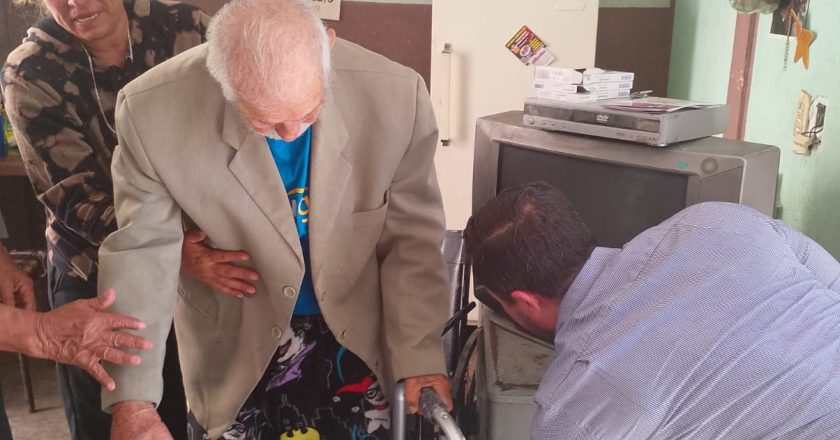 ¡DIF NAYARIT BRINDA APOYO INTEGRAL Y DIGNO A PERSONA ADULTA MAYOR!