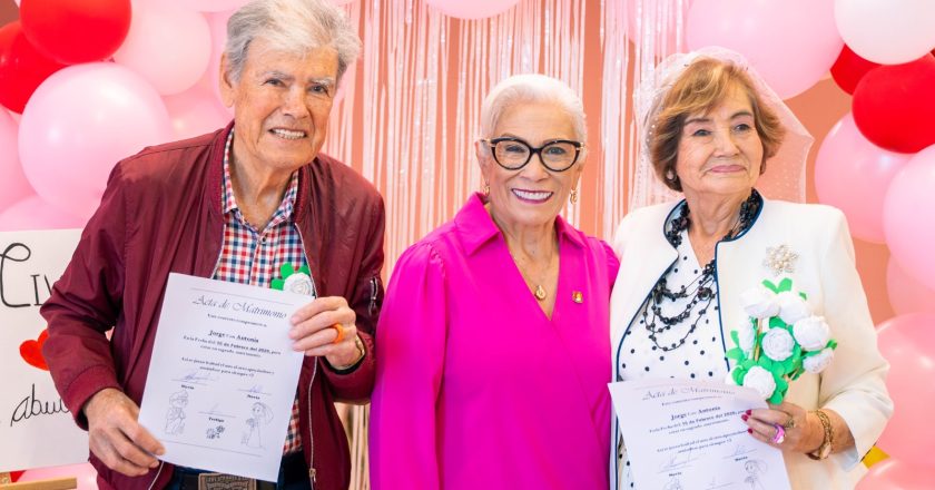 DIF Nayarit celebra el Día del Amor y la Amistad con adultos mayores