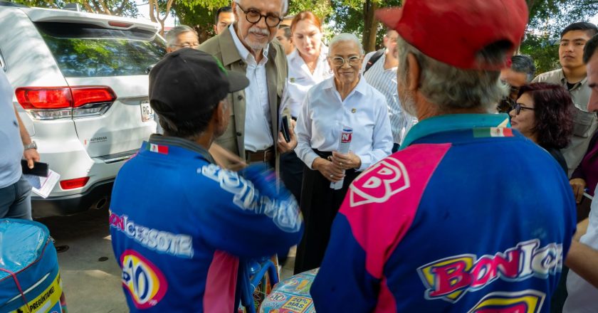 SERÉ TU MAMÁ ADOPTIVA POR UN MOMENTO