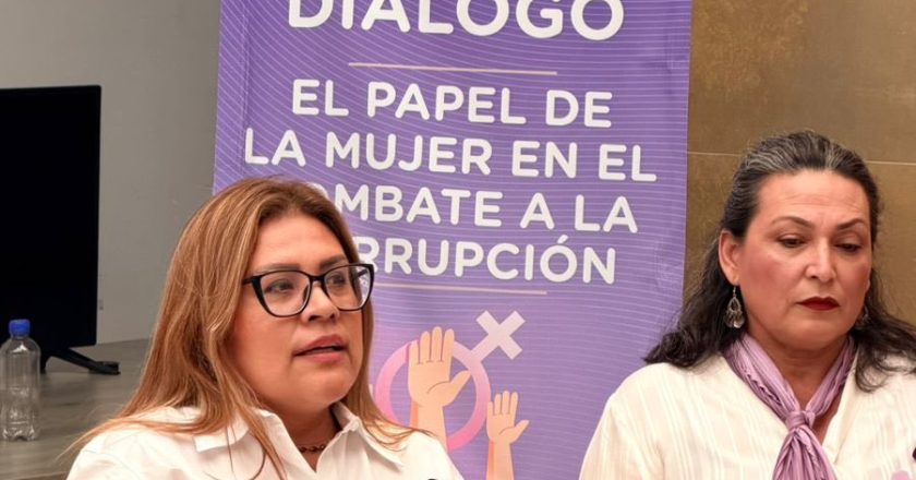 MARÍA VERDÍN HERNÁNDEZ PARTICIPA EN MESA DE DIÁLOGO SOBRE EL PAPEL DE LA MUJER EN EL COMBATE A LA CORRUPCIÓN