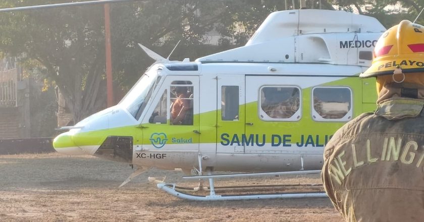 BRINDAN APOYO EN ARRIBO DE HELICÓPTERO DE EMERGENCIA PARA OPERACIÓN SEGURA