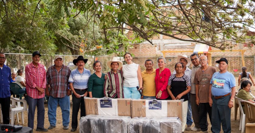 FORTALECEN ESPACIOS DE CONVIVENCIA PARA ADULTOS MAYORES EN BAHÍA DE BANDERAS