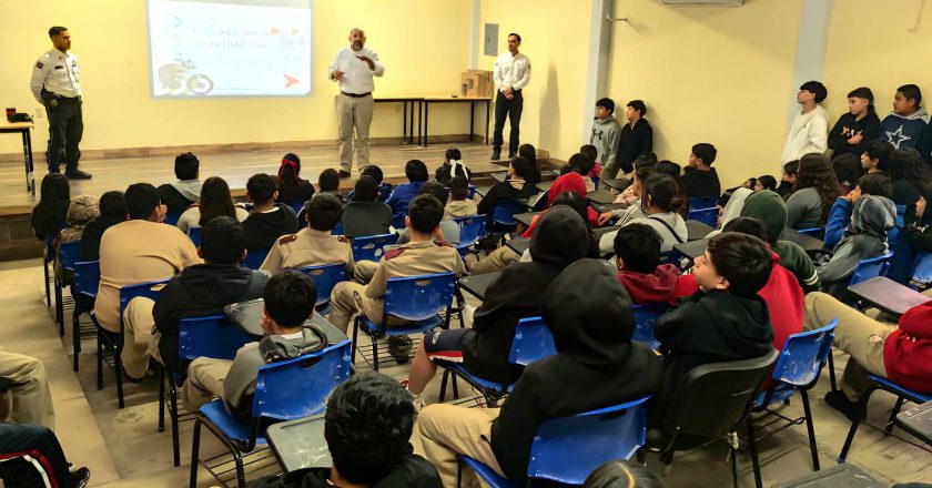 “MOVIENDO CONCIENCIAS”: CRUZADA POR LA SEGURIDAD VIAL EN TUXPAN