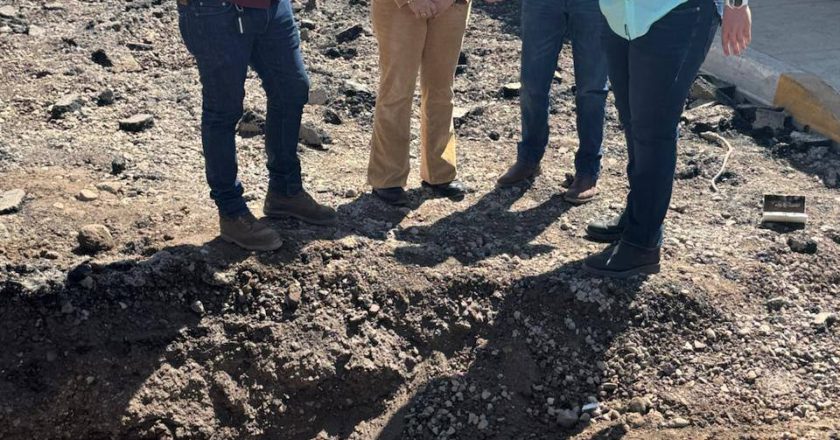 SUPERVISAN OBRAS EN MAGNOLIA Y 8 DE JULIO EN XALISCO