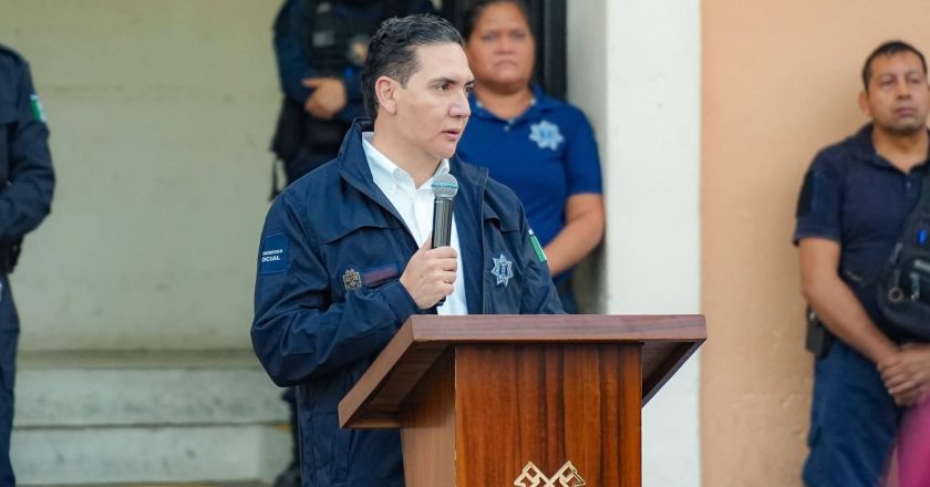 Héctor Santana rinde último pase de lista al policía tercero Marco Antonio Sedano Marcial