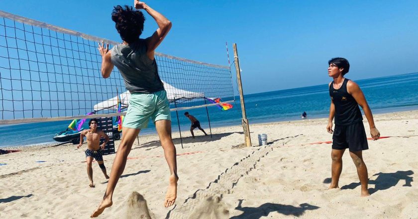 Puerto Vallarta CELEBRA CON ÉXITO SU PRIMER TORNEO METROPOLITANO DE VOLEIBOL DE PLAYA DIVERSO