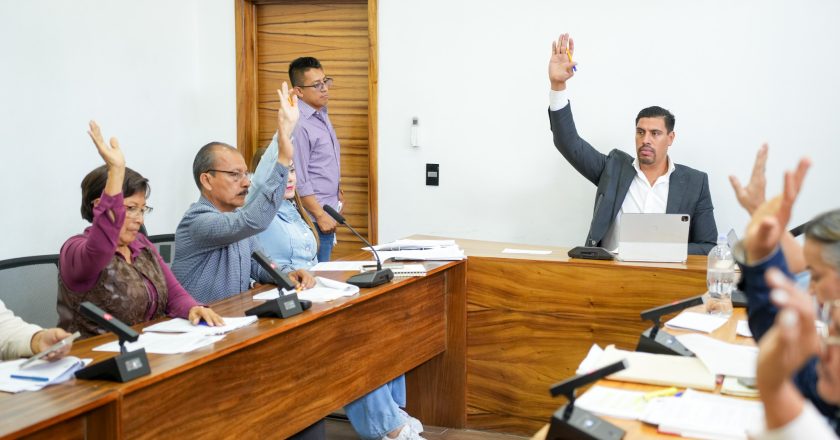 ¡CABILDO DE COMPOSTELA APRUEBA ACUERDOS CLAVE PARA EL DESARROLLO DEL MUNICIPIO!