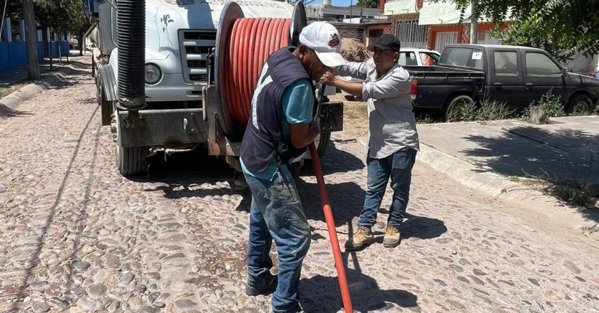 LIMPIEZA DE DRENAJE EN INFONAVIT PARA PREVENIR AFECTACIONES