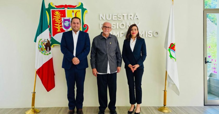 IMPULSAN AMPLIACIÓN DEL SERVICIO ELÉCTRICO PARA BENEFICIAR A MÁS FAMILIAS EN NAYARIT