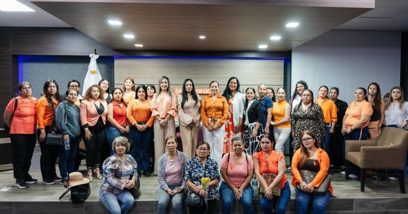 IMPULSAN ACCIONES CONTRA LA VIOLENCIA DE GÉNERO EN XALISCO EN EL DÍA NARANJA