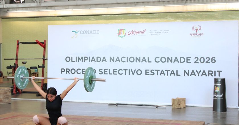 SE REALIZA EL ESTATAL DE LEVANTAMIENTO DE PESAS EN NAYARIT