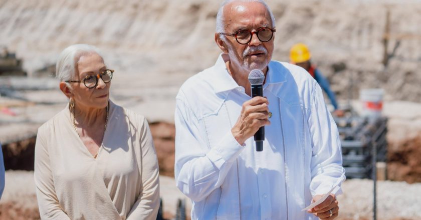 RECORRE MIGUEL ÁNGEL NAVARRO OBRA DEL CENTRO CULTURAL, ARTE Y DEPORTE “NICOLÁS ÁLVAREZ ORTEGA” EN TEPIC