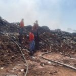 Gobierno del Estado mantiene atención permanente en incendio del relleno sanitario de Acaponeta