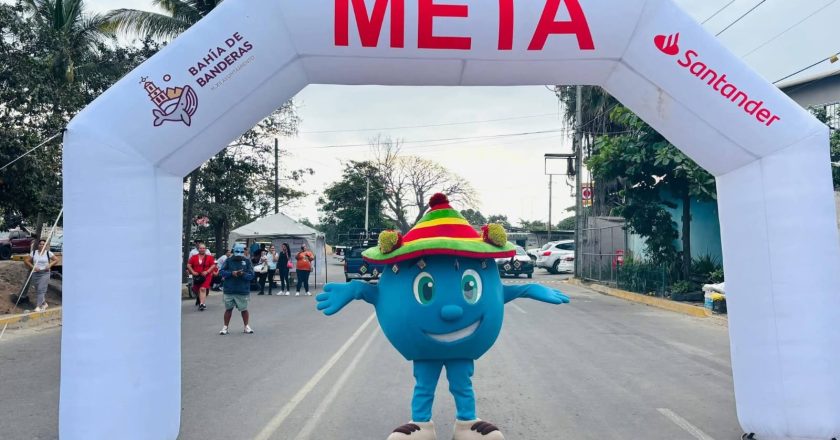OROMAPAS reúne a cientos de personas en carrera conmemorativa por el Día Mundial del Agua