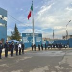 HONORES A LA BANDERA Y RECONOCIMIENTO A POLICÍAS JUBILADOS EN TEPIC