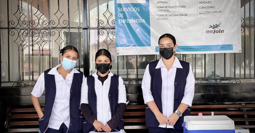 JORNADA DE VACUNACIÓN EN LA PRESIDENCIA MUNICIPAL DE JALA