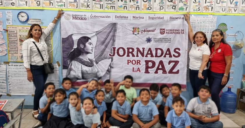 ¡FOMENTAN EL AMOR POR LA LECTURA EN LA NIÑEZ DE ACAPONETA!