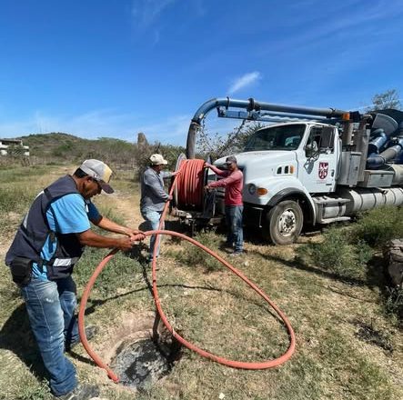 MANTENIMIENTO PREVENTIVO EN DRENAJE DE LA COLONIA LOMBARDO TOLEDANO