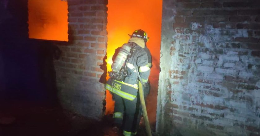 CONTROLAN INCENDIO EN VIVIENDA EN CAMPESTRE SAN NICOLÁS SIN PERSONAS LESIONADAS