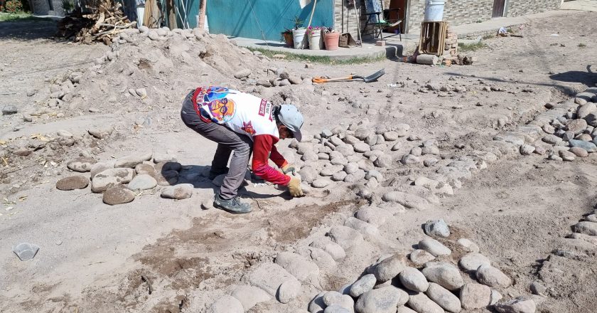 MEJORAN VIALIDADES EN ACAPONETA: PRECAUCIÓN EN CALLES TAMPICO Y GUADALAJARA