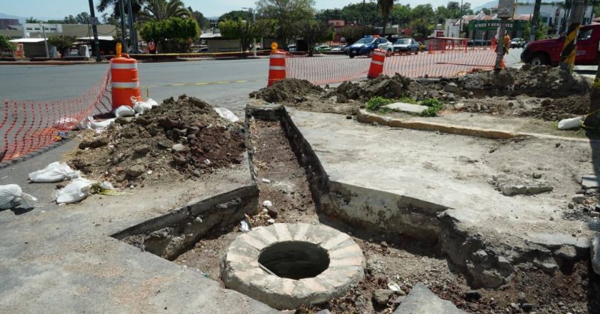 Vecinas, vecinos y comerciantes reconocen al Gobierno del Estado por la obra de la avenida Jacarandas en Tepic