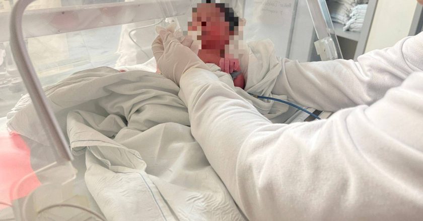 Atiende Gobierno de Nayarit parto extrahospitalario y traslada con éxito a madre y recién nacido