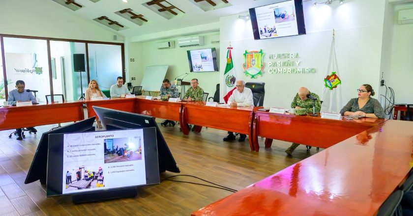 Miguel Ángel Navarro Quintero da seguimiento a las acciones por la paz y la seguridad en Nayarit